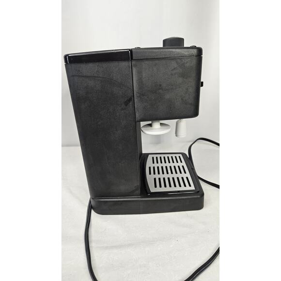 DeLonghi Caffe Treviso Pump Driven Espresso/Cappuccino Maker 15 Bar - Picture 4 of 13